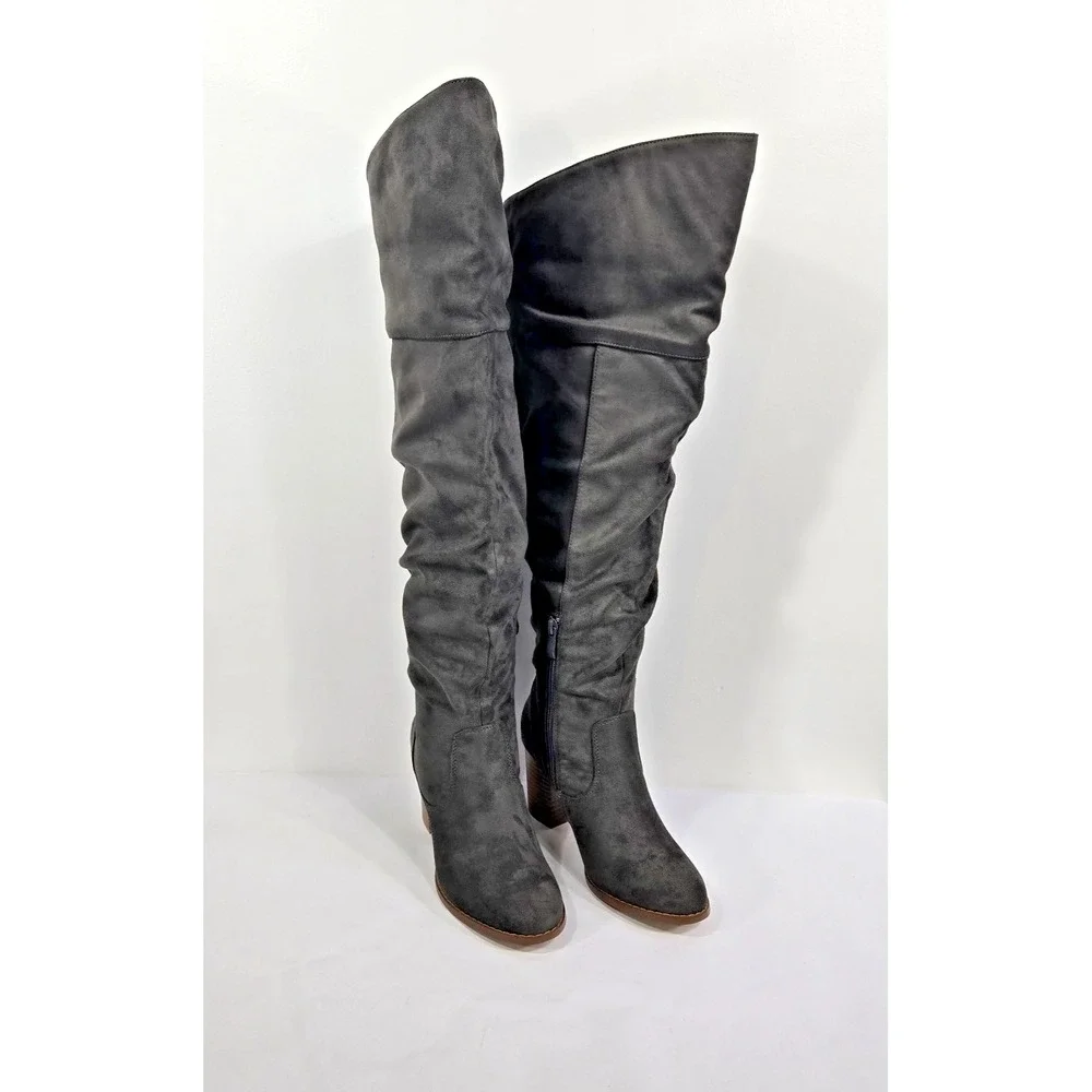 Journee Collection Womens 7M Wide Calf Gray Kaison Over The Knee Boots